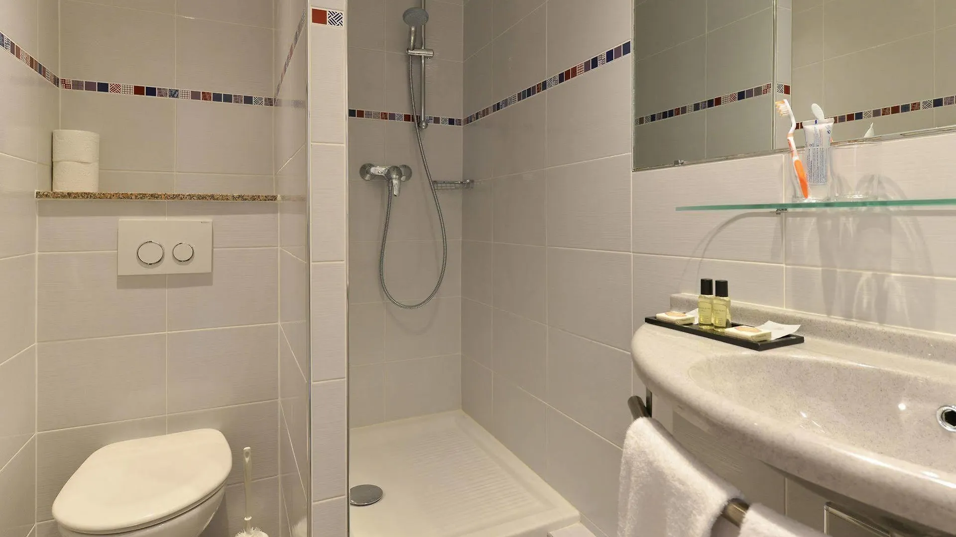 *** Hotel Residence Du Pre Paris France