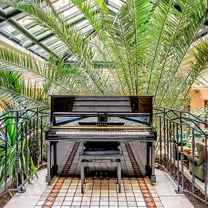 Hotel Beaumarchais, Paris